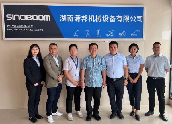 九游会集团机械再制造九游会集团·产品进军全球市场 海外客商应邀前来实地考察